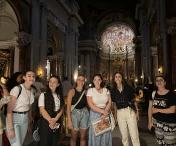 Via Roma: un viaje a través del tiempo