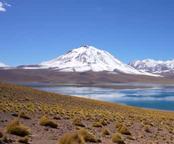 Passeio triplo: Pedras vermelhas, lagoas das montanhas e Lagoa Chaxa