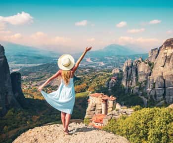 Athens to Meteora: Monasteries, Caves & Seaside Stopovers