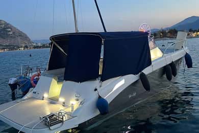 Palermo: excursión en barco de lujo con aperitivos y snorkel