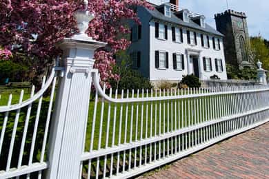 Salem, MA: History and Hauntings Guided Walking Tour