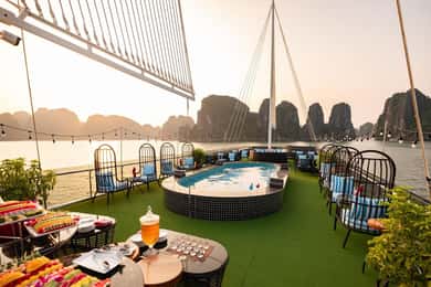 Hanoi: 2-dagers cruise i Ha Long-bukten, Tam Coc, Mua-grottene, Hoa Lu