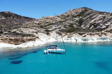 Milos: Full-Day Sailboat Cruise with Food and Open Bar