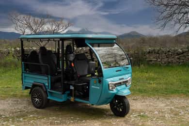 Malaga: Tur i en komfortabel, moderne, miljøvenlig og solidarisk elektrisk tuk tuk.