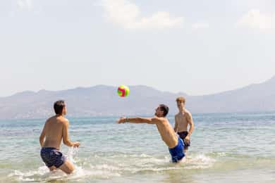 From Athens: Agistri, Moni & Aegina Day Cruise with Swimming