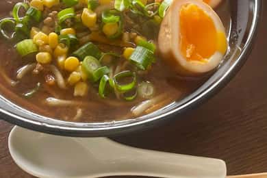 Nagoya: Miso Ramen Lesson with plenty of vegetables