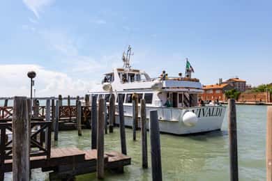 Ganztagestour mit dem Boot nach Murano Burano Torcello ab Chioggia