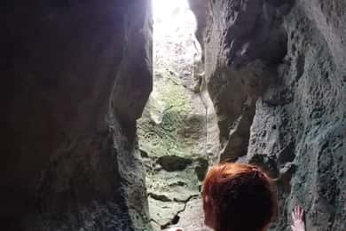 San Juan; Poznaj Cueva del Indio i plażę Poza del Obispo
