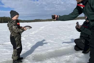 Sälen: Ice Fishing Experience