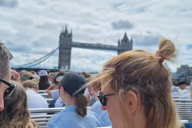 Rundtur med hop-on hop-off-buss i London med kryssning och British Museum