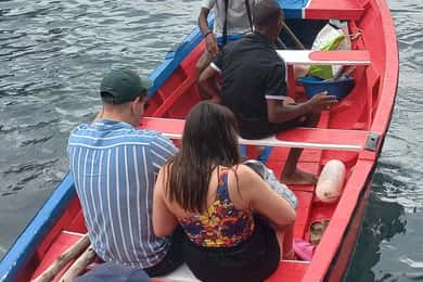Passeio de barco para a caverna de Águas Belas + churrasco