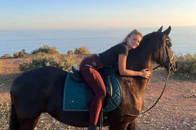 Cliffside Horseback Riding in the Algarve