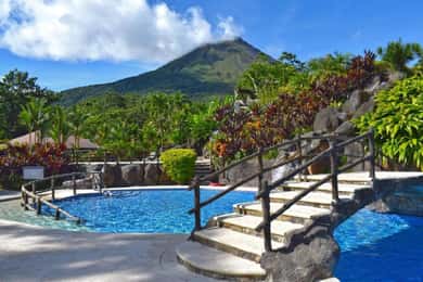 Biljett till Los Lagos Hot Springs