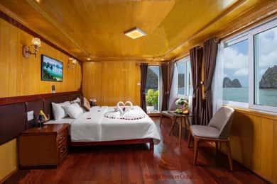Hanoi: 2-dagars kryssning i Ha Long- och Lan Ha-bukten med kajakpaddling