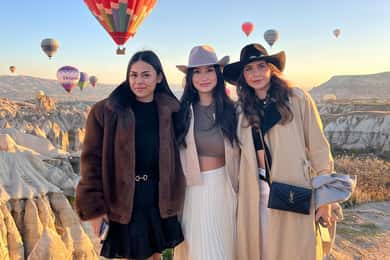 Cappadocia: Sunrise Balloon Watching Tour