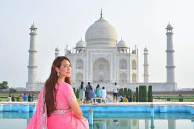 Excursão de carro para ver o Taj Mahal ao nascer do sol saindo de Deli - Tudo incluído