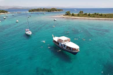 Split : Blue Lagoon et épave avec déjeuner et boissons à volonté