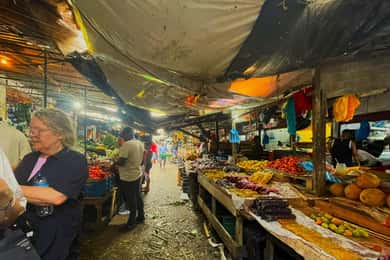 Bazurto Market Adventure: Tour in Cartagena