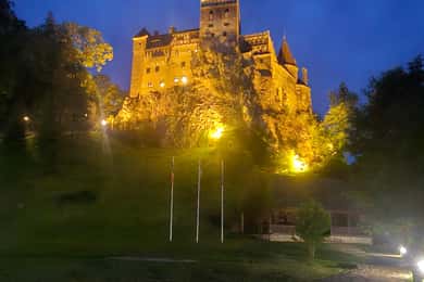 Day Trip to Bran Dracula's Castle and Peles Castle