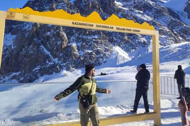 Almaty's Abenteuer: Stadtführung & Mountain Tour an einem Tag