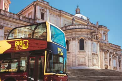 Rome : Visite guidée avec le Big Bus Hop-on Hop-off et visite en bateau sur le fleuve