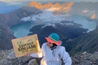 Oke Rinjani 3-Day Trek – Summit - lake - Amazing Views