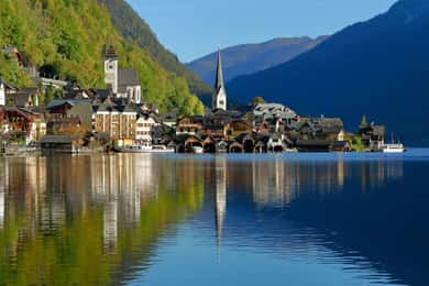 From Salzburg: Hallstatt, St Gilgen, & St Wolfgang Day Trip