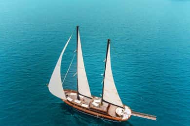 From Athens: Hydra, Poros, and Aegina Day Cruise with Lunch