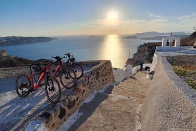 Santorini: Experiência E-Bike Sunset Tour