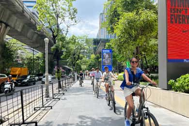 Bangkok: tour matutino en bicicleta con trayecto en ferry