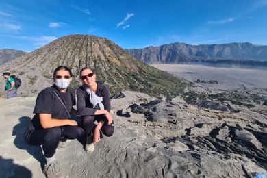Surabaya or Malang: Mount Bromo Sunrise Share Guided Tour