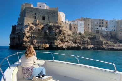 Escursione in barca privata a Polignano a Mare