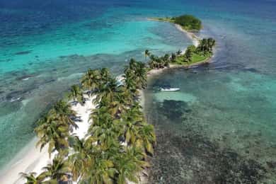 Placencia: Snorkel & Island Experience at Laughing Bird Caye