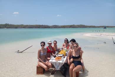 PICNIC ON A SANDBANK + KAYAK ADVENTURE FROM SISAL PUERTO
