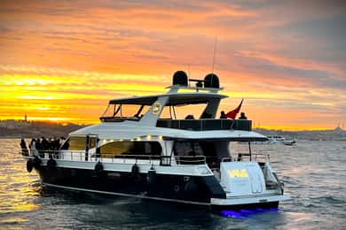 Istanbul: crociera in barca al tramonto sul Bosforo con guida dal vivo