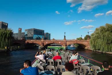 Berlin: 2.5-Hour East Side Boat Cruise with Commentary