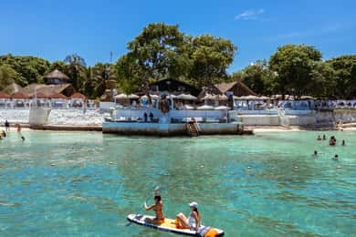 CLUBE DA ÁREA DE BORA BORA