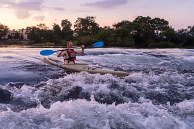 Guilin: Kajakabenteuer mit ortskundigem Guide