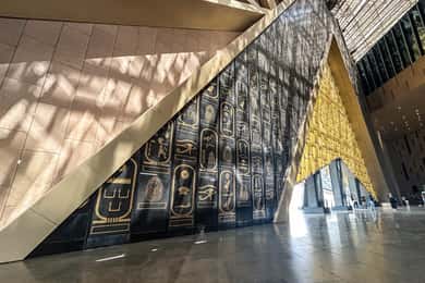 Hurghada: Visita de um dia ao Grande Museu Egípcio, às Pirâmides e à Esfinge
