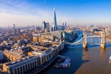 "Private Transfer: Bournemouth to London Heathrow Airport"