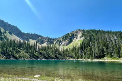 Doris Lake Hike with Pack-raft Float