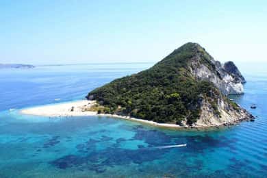 Agios Sostis: Marathonissi, Keri Caves, and Turtle Spotting