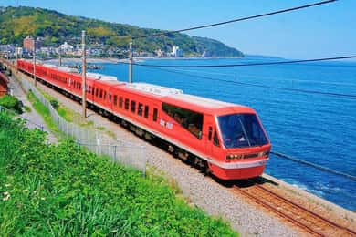 Tokio: Výlet vlakem s výhledem na moře, sopka a pobřeží