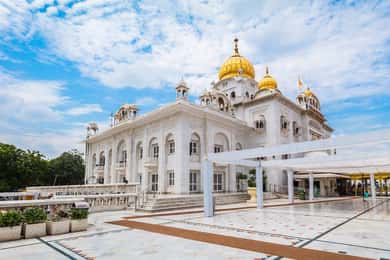 Delhi: Temples & Chandni Chowk Rickshaw Tour