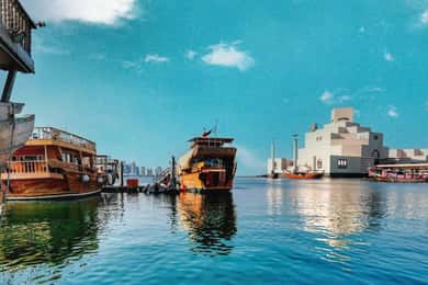 Doha: Traditional Dhow Cruise with Pickup and Drop-off
