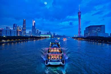 Guangzhou : Croisière de nuit sur la rivière des Perles - Siège extérieur de luxe (adulte)