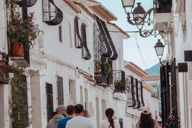 Dagvullende tour naar Altea, Benidorm & Villajoyosa vanuit Valencia