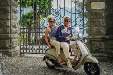 Lake Como: Full-Day Vespa Rental & Villa Carlotta Entry