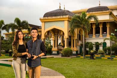 Medan: Hoogtepunten stadsrondleiding met gids Groepstour