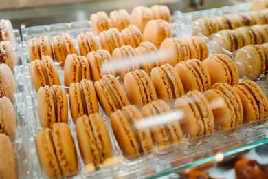 Paris: Hidden Passageways & Sweet Pastry Walking Tour